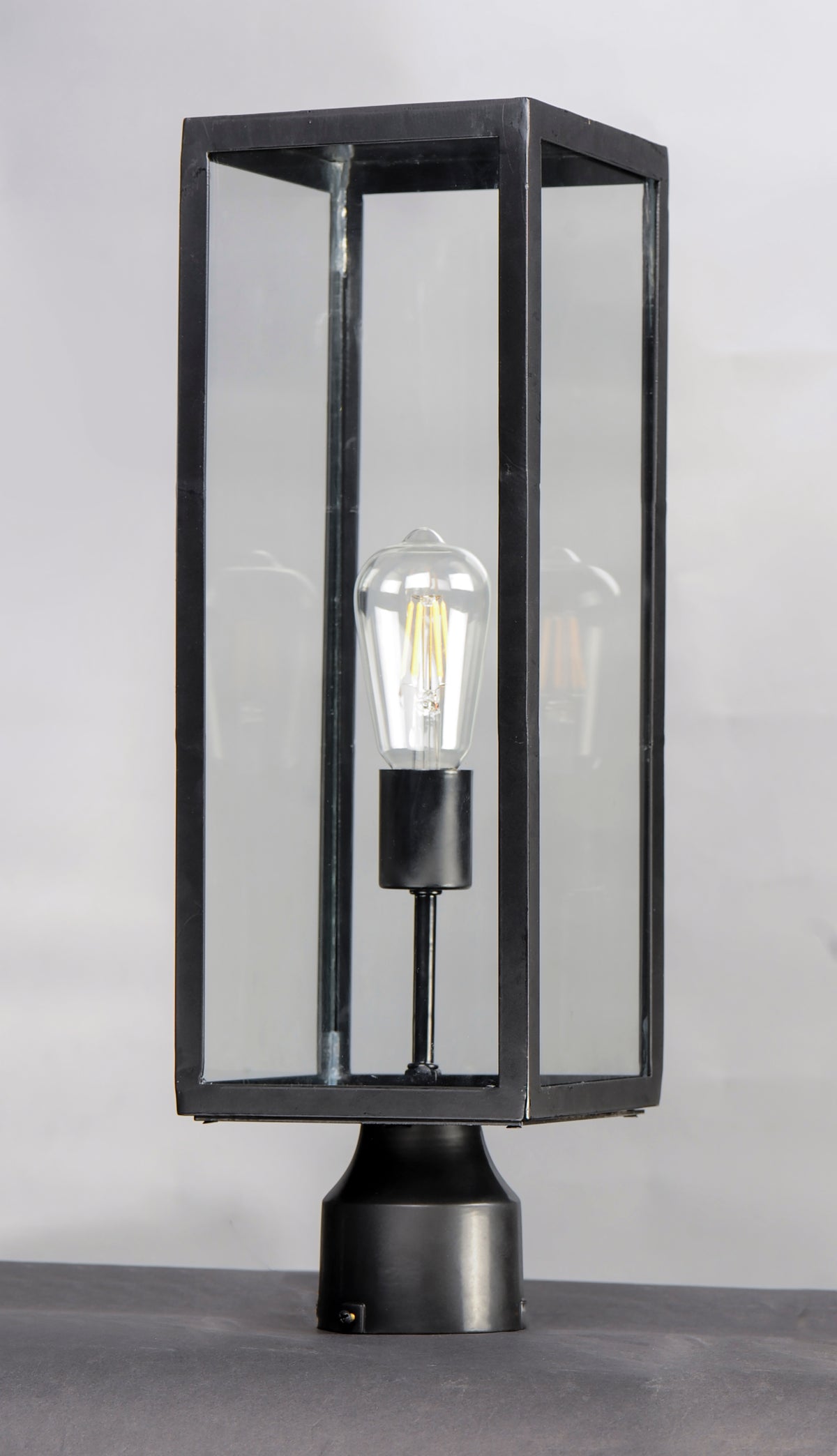 Catalina 1-Light Outdoor Pole/Post Lantern